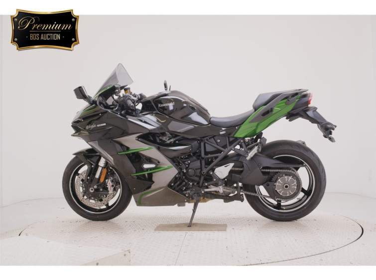 Мотоцикл Kawasaki NINJA H2 SX с пробегом 3445 km с пробегом 3445 km