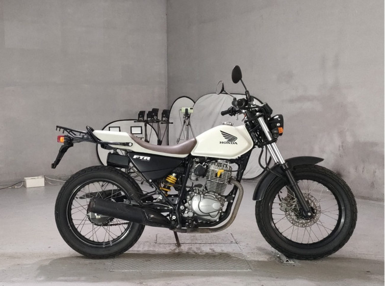 Мотоцикл Honda FTR223 с пробегом 16138 km