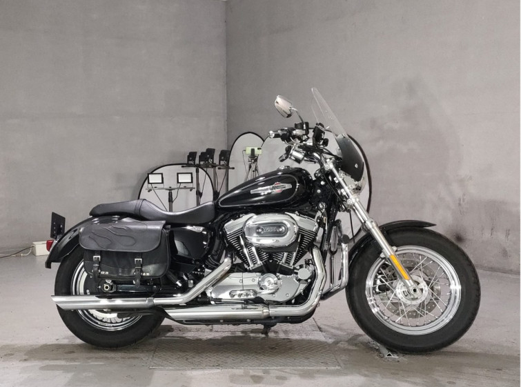 Мотоцикл HD SPORTSTER CUSTOM XL1200C с пробегом 42280 km