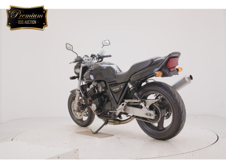 Мотоцикл Honda CB400SF с пробегом 19666 km с пробегом 19666 km