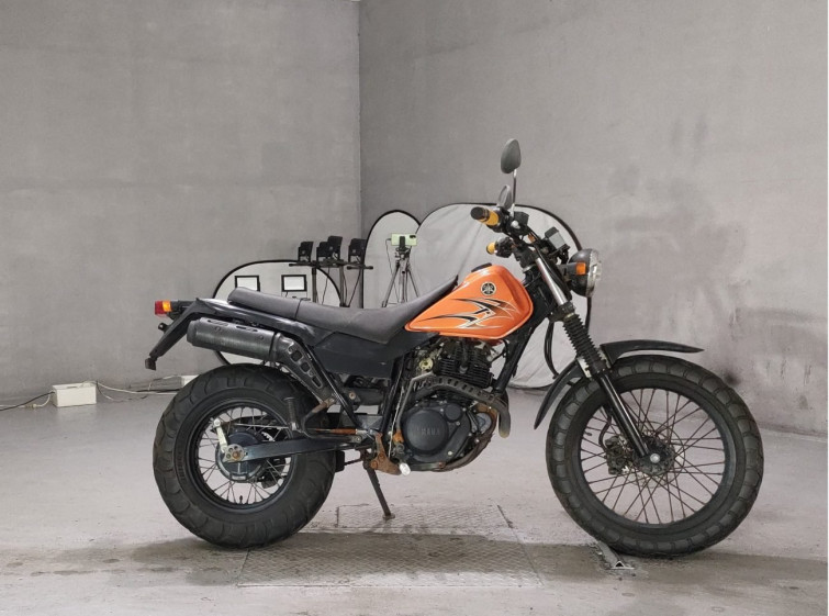 Мотоцикл Yamaha TW225 з пробігом 13075 km