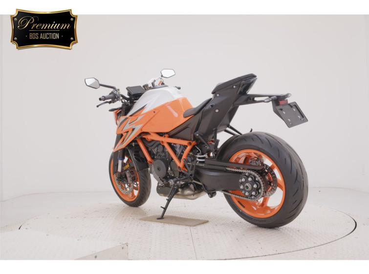 Мотоцикл KTM 1290 SUPERDUKE R с пробегом 4 km с пробегом 4 km
