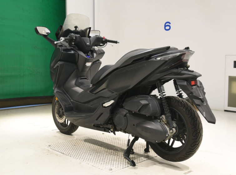 Мотоцикл Honda FORZA с пробегом 42023 km с пробегом 42023 km