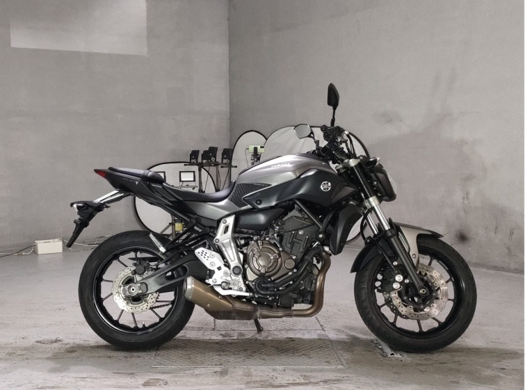 Мотоцикл Yamaha MT-07 с пробегом 21514 km