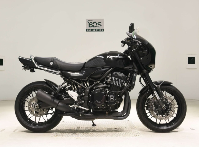 Мотоцикл Kawasaki Z900RS CAFE з пробігом 69325 km з пробігом 69325 km