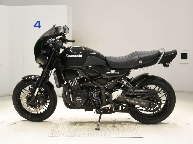 Мотоцикл Kawasaki Z900RS CAFE з пробігом 69325 km з пробігом 69325 km