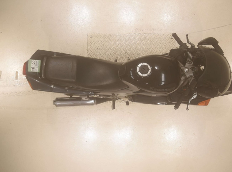 Мотоцикл Kawasaki ZZ-R250 з пробігом 28544 km з пробігом 28544 km