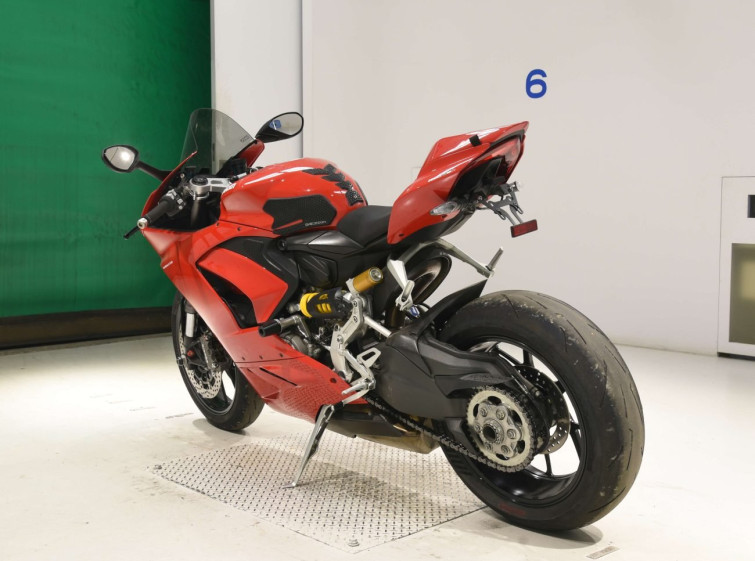 Мотоцикл Ducati PANIGALE V2 с пробегом 15116 km с пробегом 15116 km