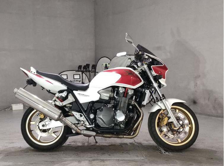 Мотоцикл Honda CB1300SF з пробігом 25891 km