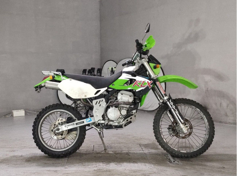 Мотоцикл Kawasaki KLX250 з пробігом 20528 km