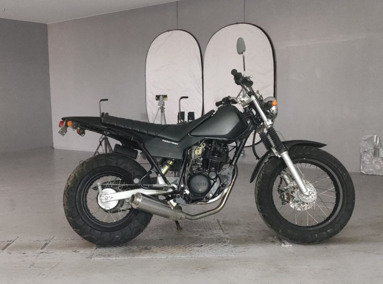 Мотоцикл Yamaha TW200 з пробігом 1237 km з пробігом 1237 km