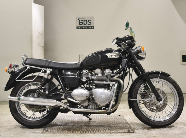 Мотоцикл Triumph BONNEVILLE с пробегом 3840 km