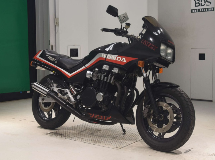 Мотоцикл Honda CBX750F з пробігом 44664 km з пробігом 44664 km