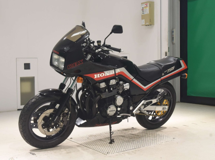 Мотоцикл Honda CBX750F з пробігом 44664 km з пробігом 44664 km