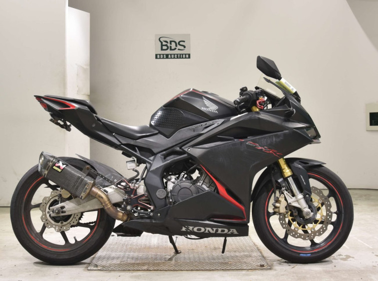 Мотоцикл Honda CBR250RR з пробігом 63981 km