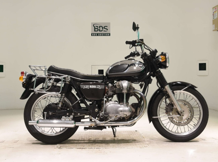 Мотоцикл Kawasaki W650