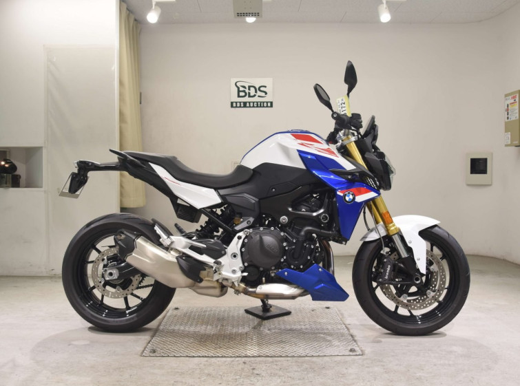 Мотоцикл BMW F900R з пробігом 1358 km