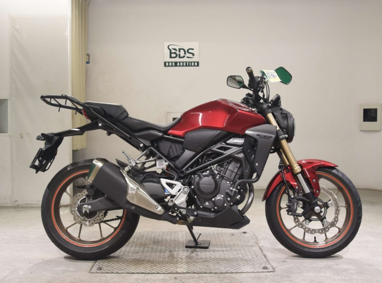 Мотоцикл Honda CB250RA с пробегом 7295 km