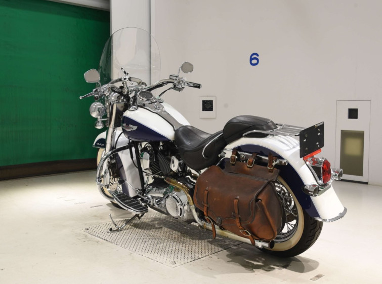 Мотоцикл HD DELUXE FLSTN1450 с пробегом 45736 km с пробегом 45736 km