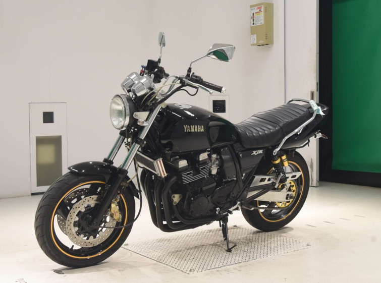 Мотоцикл Yamaha XJR400 с пробегом 25930 km с пробегом 25930 km