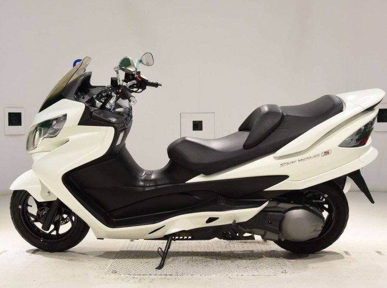 Мотоцикл Suzuki SKYWAVE 250S с пробегом 9866 km с пробегом 9866 km