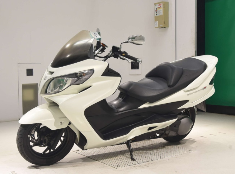 Мотоцикл Suzuki SKYWAVE 250S с пробегом 9866 km с пробегом 9866 km