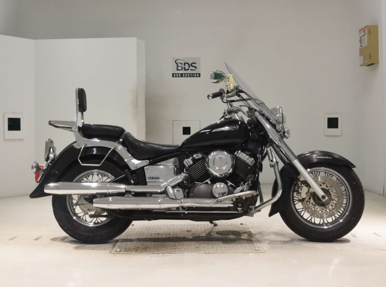 Мотоцикл Yamaha DRAGSTAR XVS400 CLASSIC