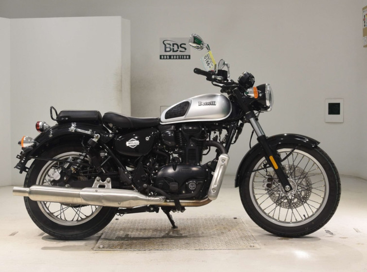 Мотоцикл Benelli IMPERIALE 400 з пробігом 3086 km