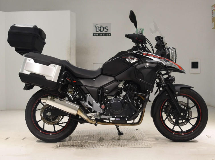 Мотоцикл Suzuki V-STROM 250A з пробігом 6477 km з пробігом 6477 km