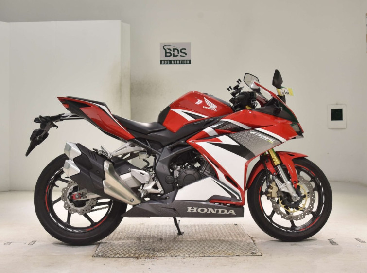 Мотоцикл Honda CBR250RRA с пробегом 35112 km