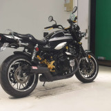 Мотоцикл Kawasaki Z900RS с пробегом 15586 km с пробегом 15586 km