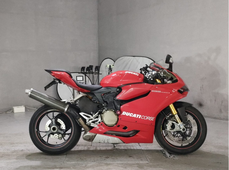 Мотоцикл Ducati 1199 PANIGALE S с пробегом 17827 km