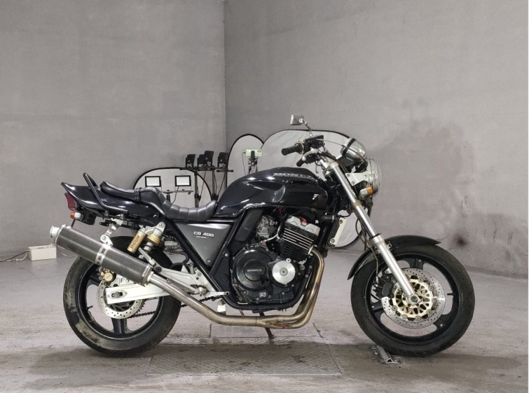 Мотоцикл Honda CB400SF с пробегом 5920 km