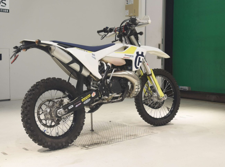 Мотоцикл Husqvarna TE250 с пробегом 6154 km с пробегом 6154 km