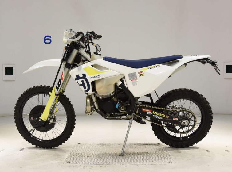 Мотоцикл Husqvarna TE250 с пробегом 6154 km с пробегом 6154 km