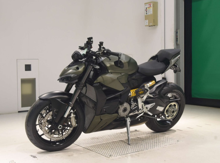 Мотоцикл Ducati STREET FIGHTER V2 с пробегом 1025 km с пробегом 1025 km