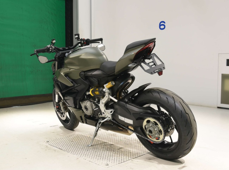 Мотоцикл Ducati STREET FIGHTER V2 с пробегом 1025 km с пробегом 1025 km
