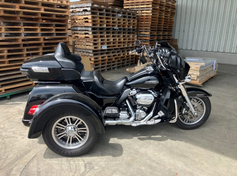 Мотоцикл HD ELECTRA GLIDE FLHTCU1870 TRIKE с пробегом 45329 km