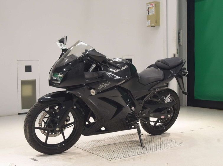 Мотоцикл Kawasaki NINJA250R с пробегом 24836 km с пробегом 24836 km