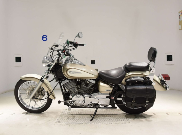 Мотоцикл Yamaha DRAGSTAR XVS250 з пробігом 9938 km з пробігом 9938 km
