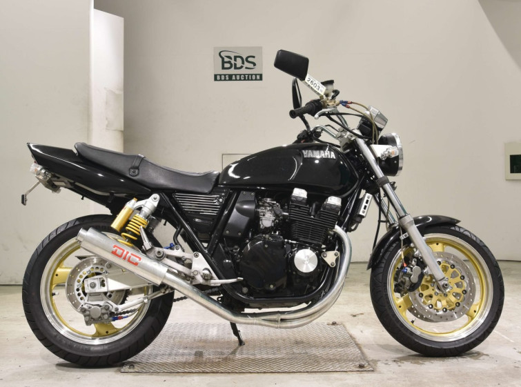 Мотоцикл Yamaha XJR400 с пробегом 14940 km