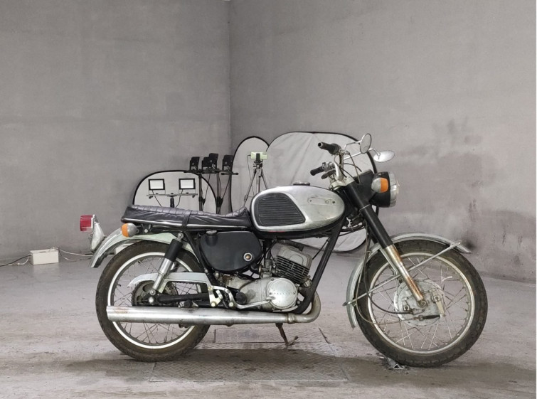 Мотоцикл Yamaha DS5-E с пробегом 10645 km