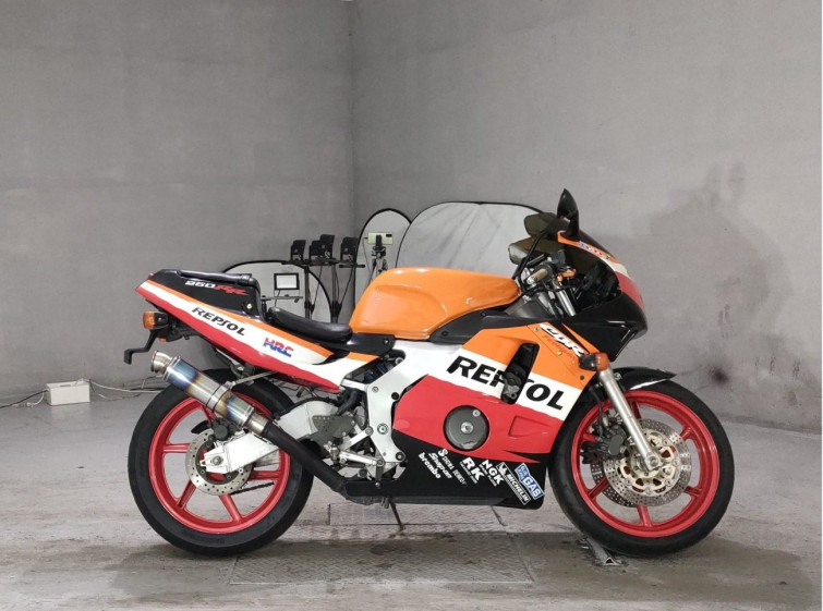 Мотоцикл Honda CBR250RR з пробігом 35499 km