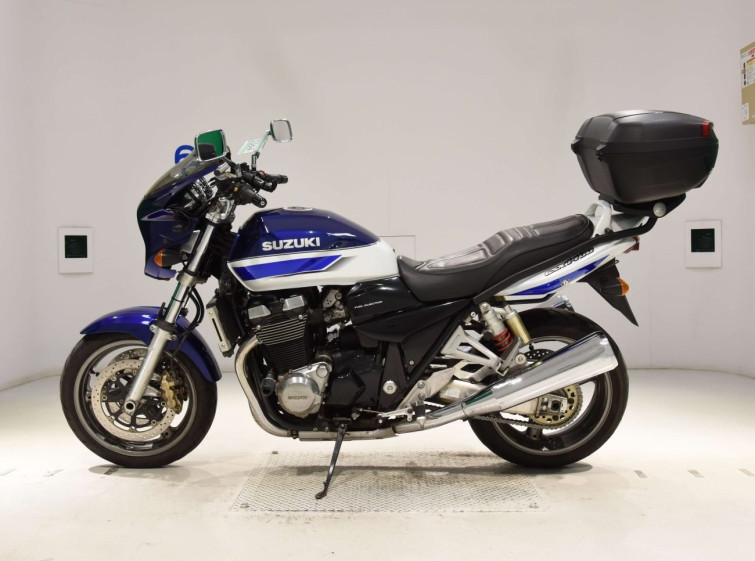 Мотоцикл Suzuki GSX1400 з пробігом 65710 km з пробігом 65710 km