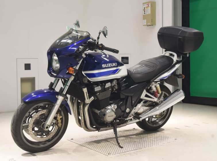 Мотоцикл Suzuki GSX1400 з пробігом 65710 km з пробігом 65710 km