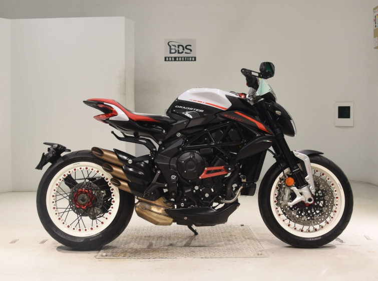 Мотоцикл MV Agusta BRUTALE800DS с пробегом 8850 km
