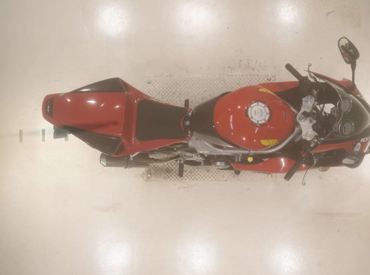 Мотоцикл Honda VTR250 с пробегом 11360 km с пробегом 11360 km