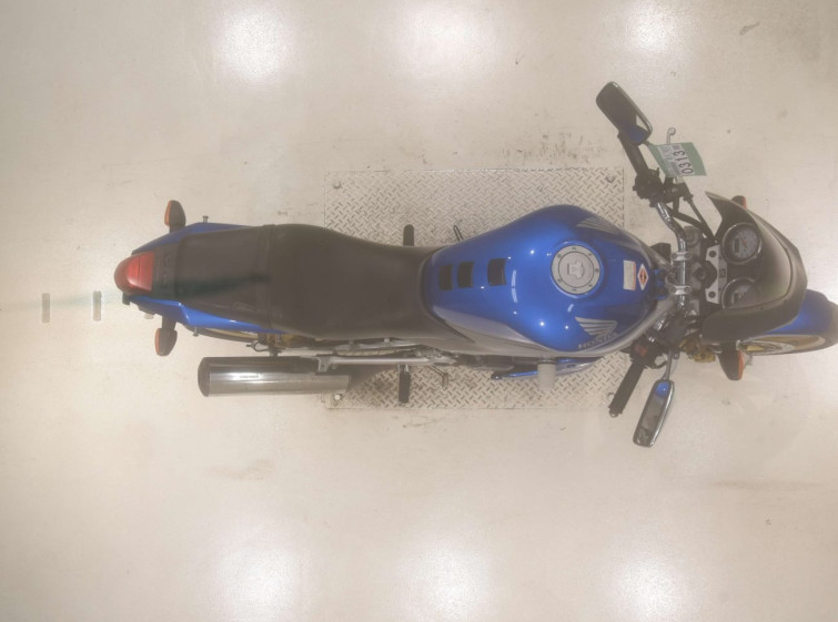 Мотоцикл Honda VTR250 с пробегом 14367 km с пробегом 14367 km