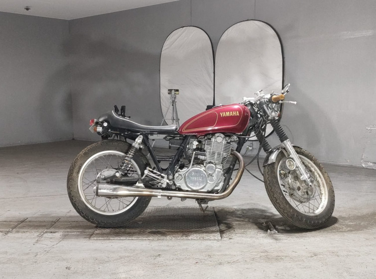 Мотоцикл Yamaha SR400 с пробегом 24880 km