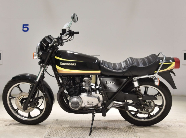 Мотоцикл Kawasaki Z550 с пробегом 27710 m с пробегом 27710 m